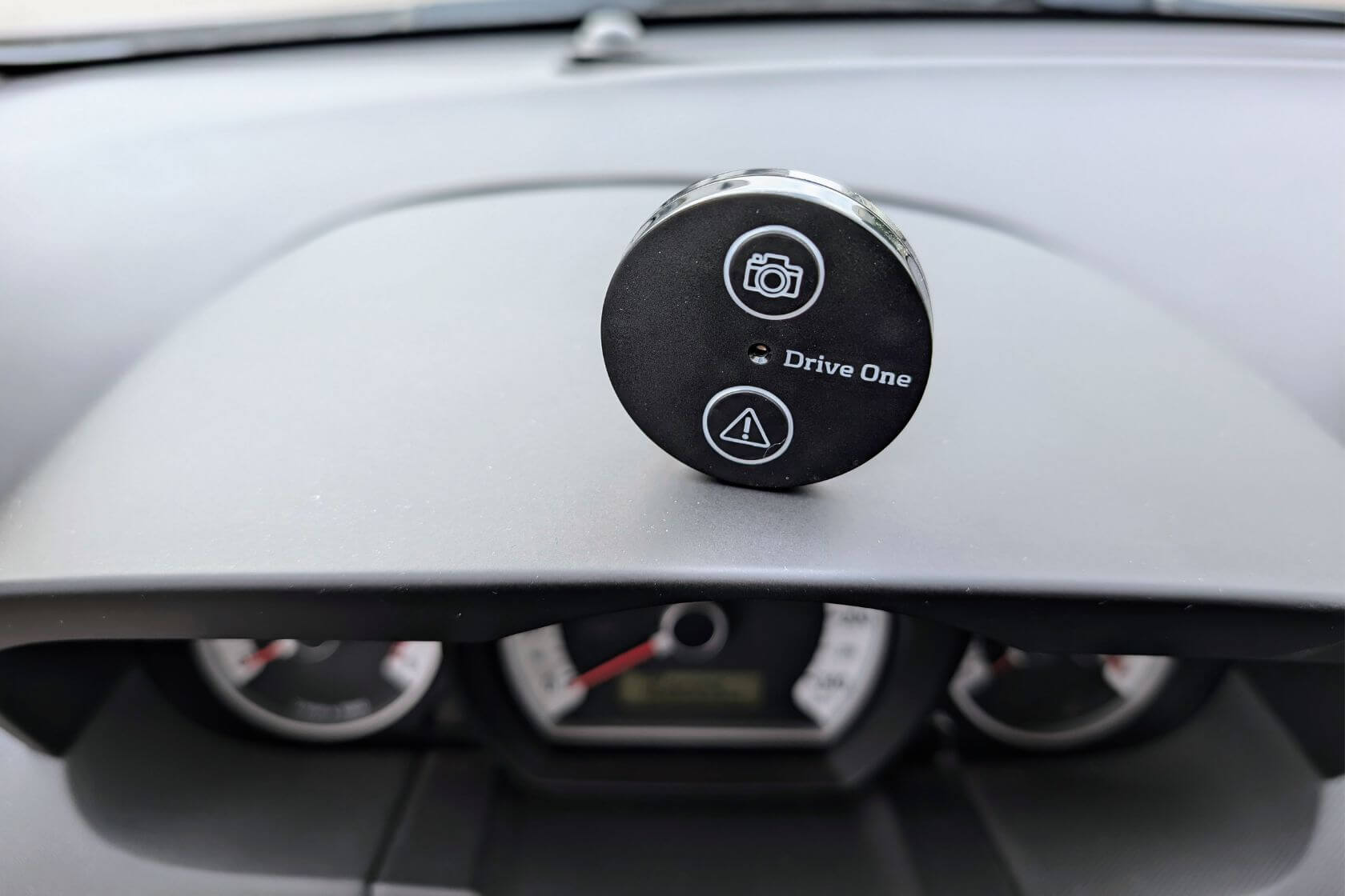 Needit Drive One Blitzerwarner Test und Erfahrungen Needit Drive One Blitzerwarner Test und Erfahrungen
